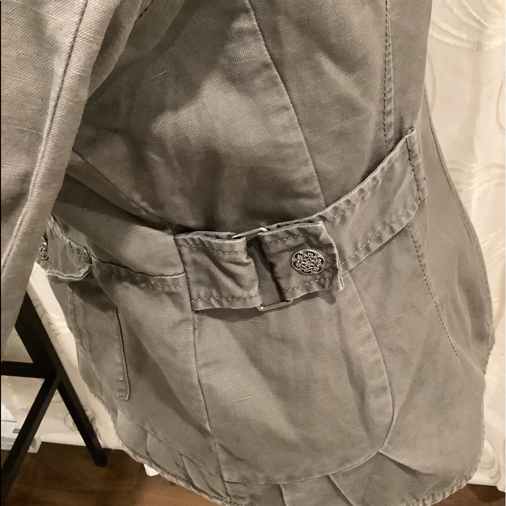 Ladies utility jacket 🧥 - Picture 4 of 10